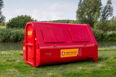 10 kuub gesloten dakafval container