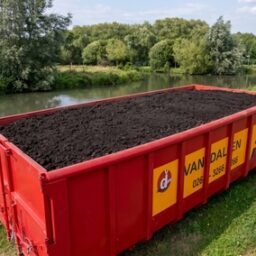 20 kuub grond container