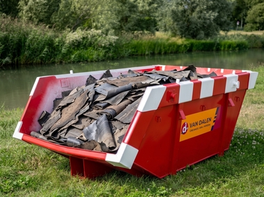 3 kuub dakafval container