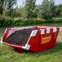 3 kuub grond container