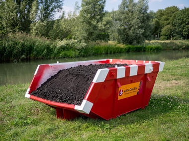 3 kuub grond container